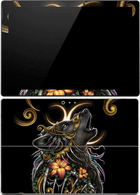 Wolf Howling by Sarah Richter Surface Pro (2017) Skin